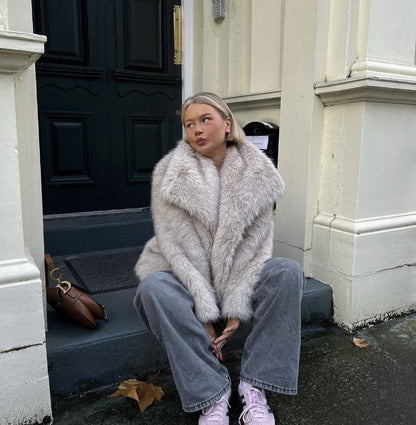 Océane | Manteau court en fausse fourrure moelleuse
